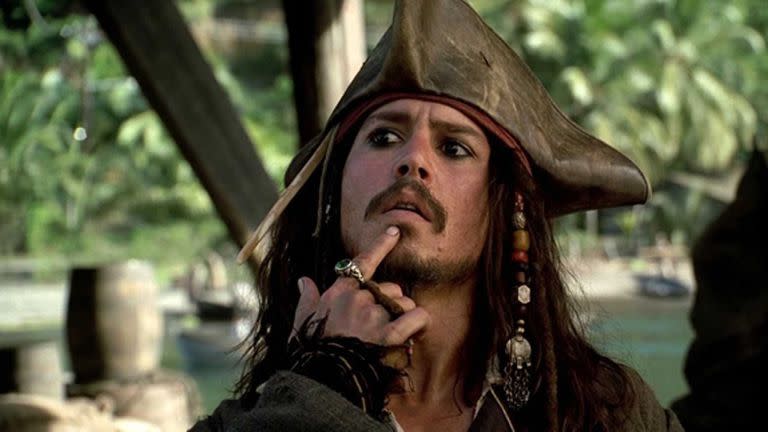 Disney habría aceptado pagarle una cifra millonaria a Johnny Depp para interpretar a "Jack Sparrow"