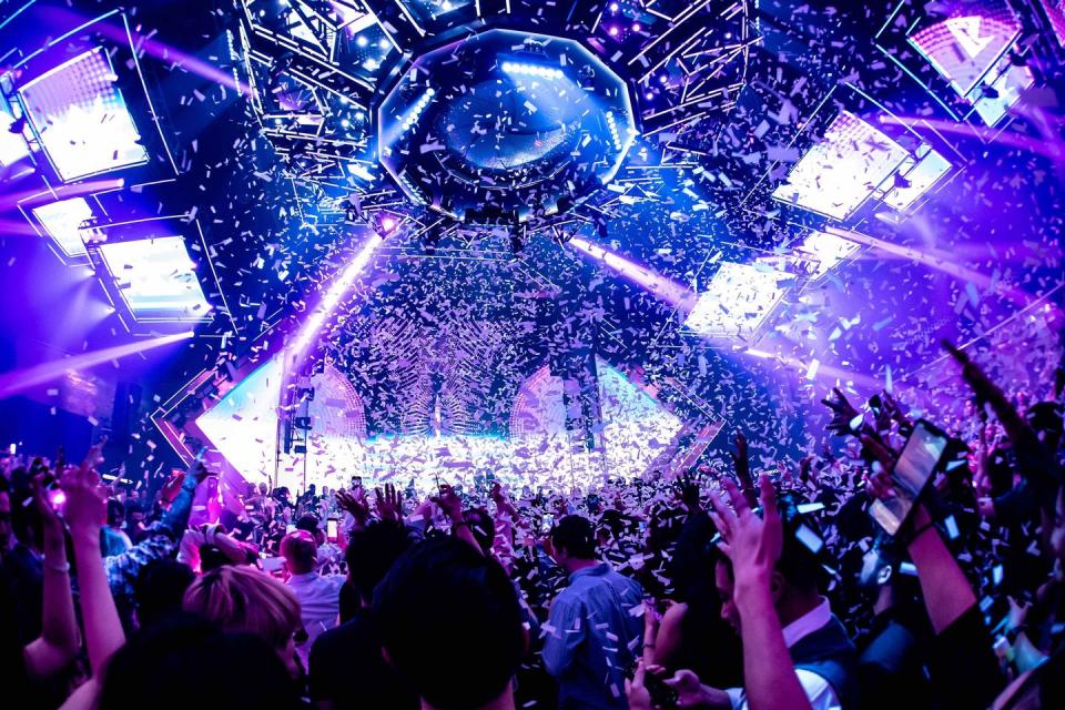 things to do in las vegas under 50 zouk nightclub