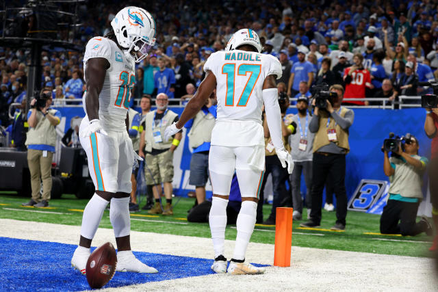 PACKERS VS. DOLPHINS - Hard Rock Stadium