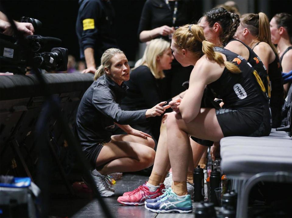 Tamsin Greenway with her Wasps team during the 2018 Superleague (Getty)