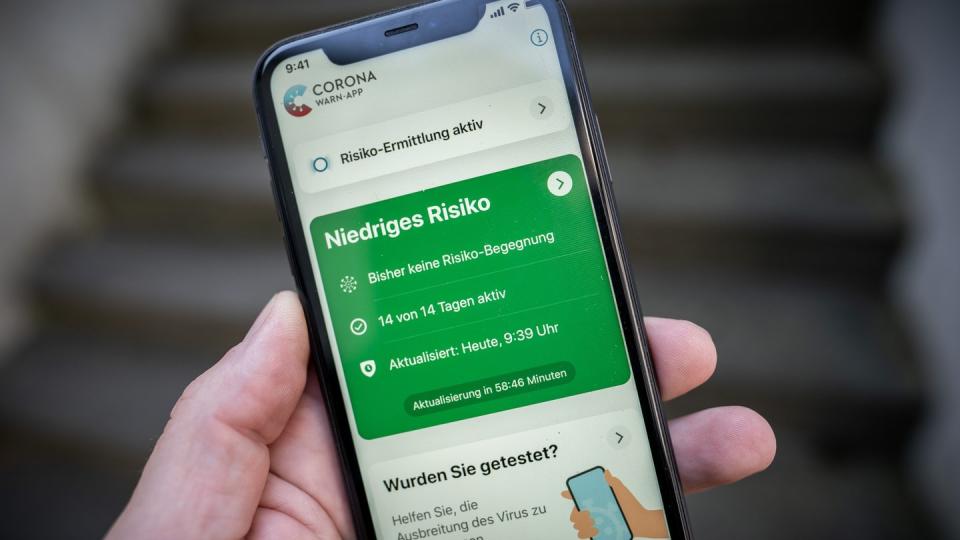 Die Corona-Warn-App in der Entwickler-Version. Die offizielle App steht nun zum Download bereit.