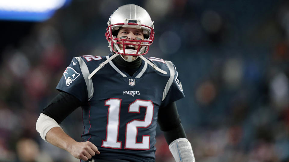 X-Rays on Tom Brady’s injured hand reportedly show no structural damage. (AP)