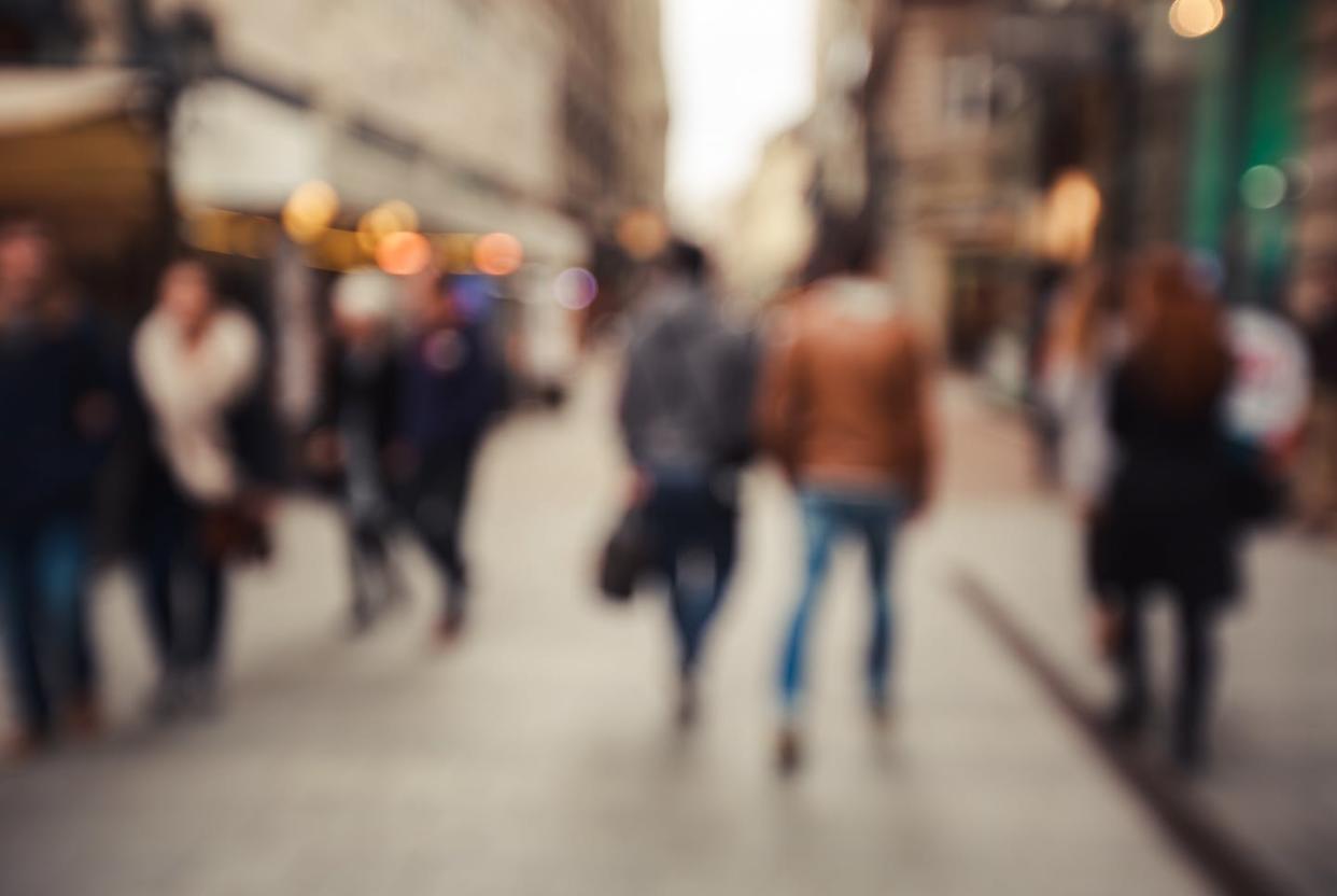 <a href="https://www.shutterstock.com/es/image-photo/people-rush-on-street-blurred-crowd-398922532" rel="nofollow noopener" target="_blank" data-ylk="slk:Efetova Anna /Shutterstock;elm:context_link;itc:0;sec:content-canvas" class="link ">Efetova Anna /Shutterstock</a>