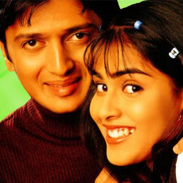 11 Most Romantic Moments Of Bollywood's Cutest Couple Riteish And Genelia