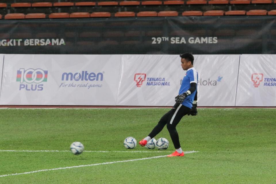 SEA Games football: Singapore fall 1-2 to Malaysia