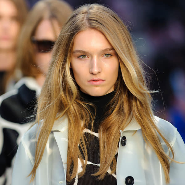 <b>Burberry </b><br><br>Models showcased an effortlessly beautiful make-up look at the show.<br><br>Image © Getty