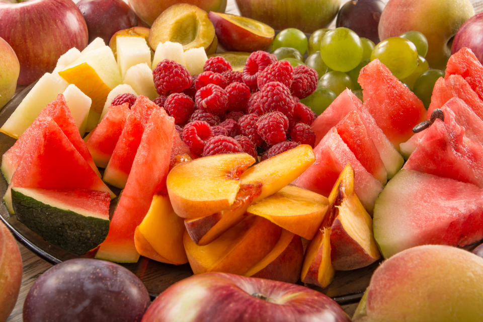 夏天熱到受不了！營養師Ricky介紹5種消暑、補水的蔬果（圖／Getty Images）
