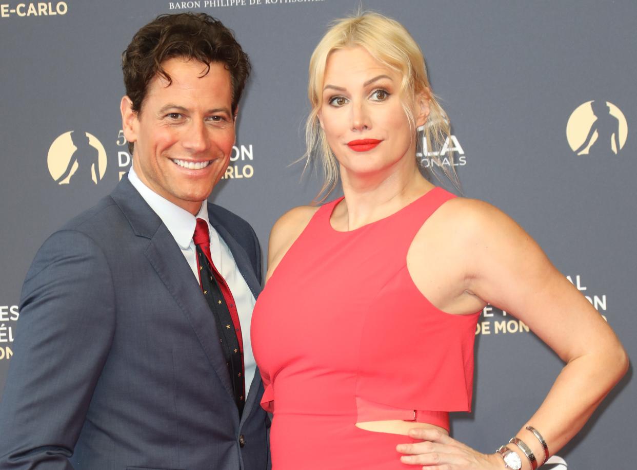 Ioan Gruffudd and Alice Evans 