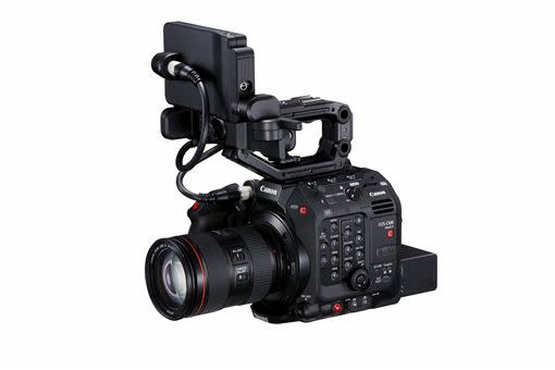 EOS C500 Mark II 專業級可交換式鏡頭攝影機模組化機身靈活拍攝（圖／Canon提供）