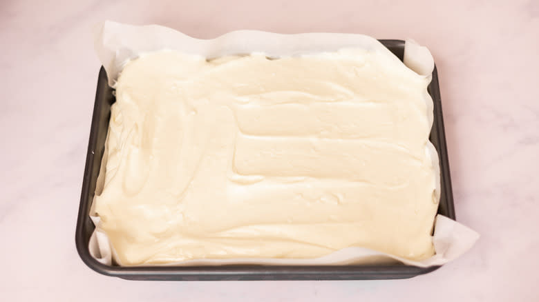 cheesecake filling in sheet pan