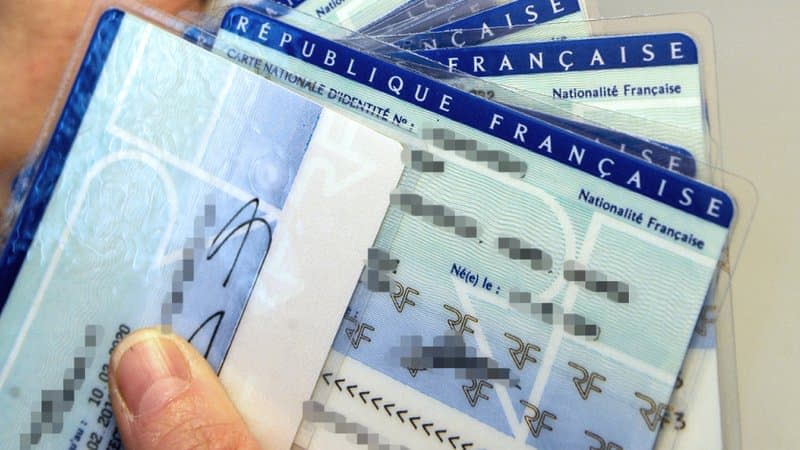 Les Français auront bientôt une carte d'identité électronique. (image d'illustration) - Jean-Pierre Muller