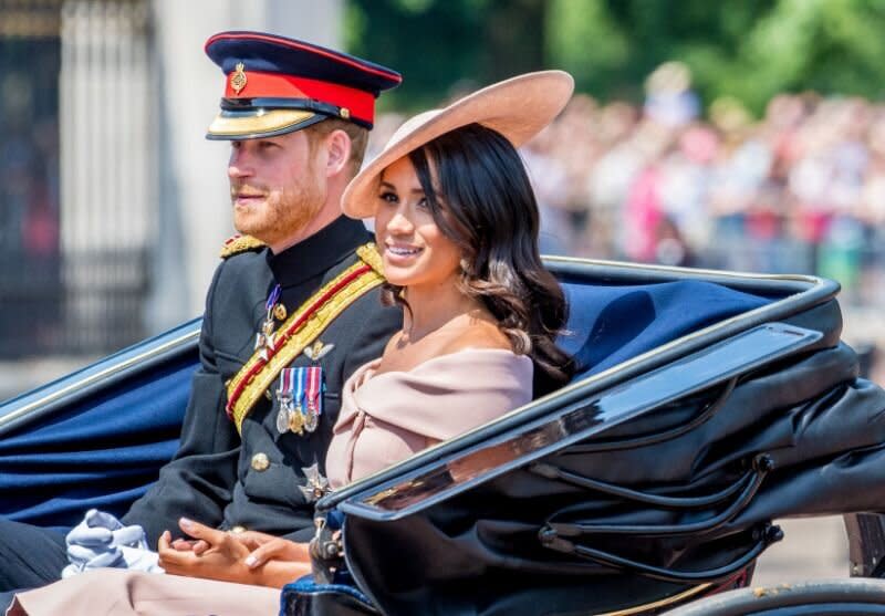 El duque y la duquesa de Sussex durante la ceremonia del Desfile del Estandarte 2018 [Foto: PA].