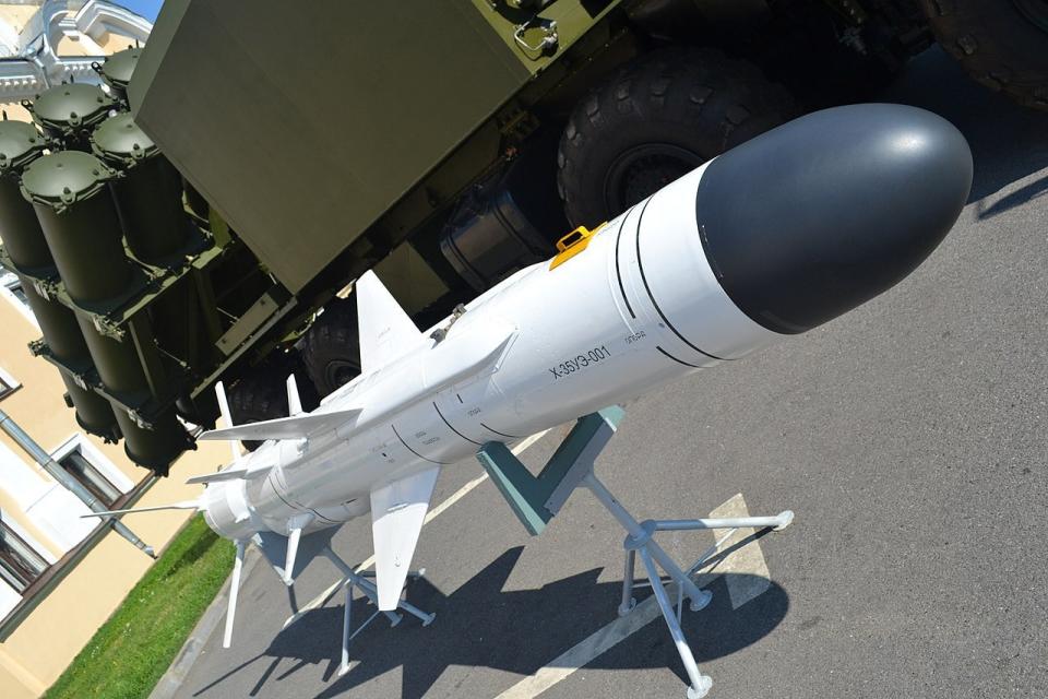 A Russian Kh-35 missile, or mock-up thereof, showing the different shape of its main fins. <em>Pliskin via Wikimedia</em>