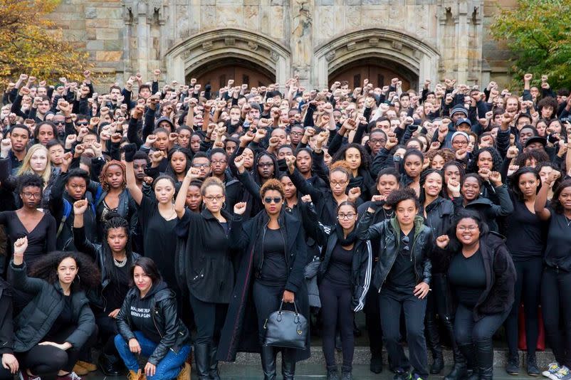 Students at Yale stand in solidarity with Mizzou.&nbsp;