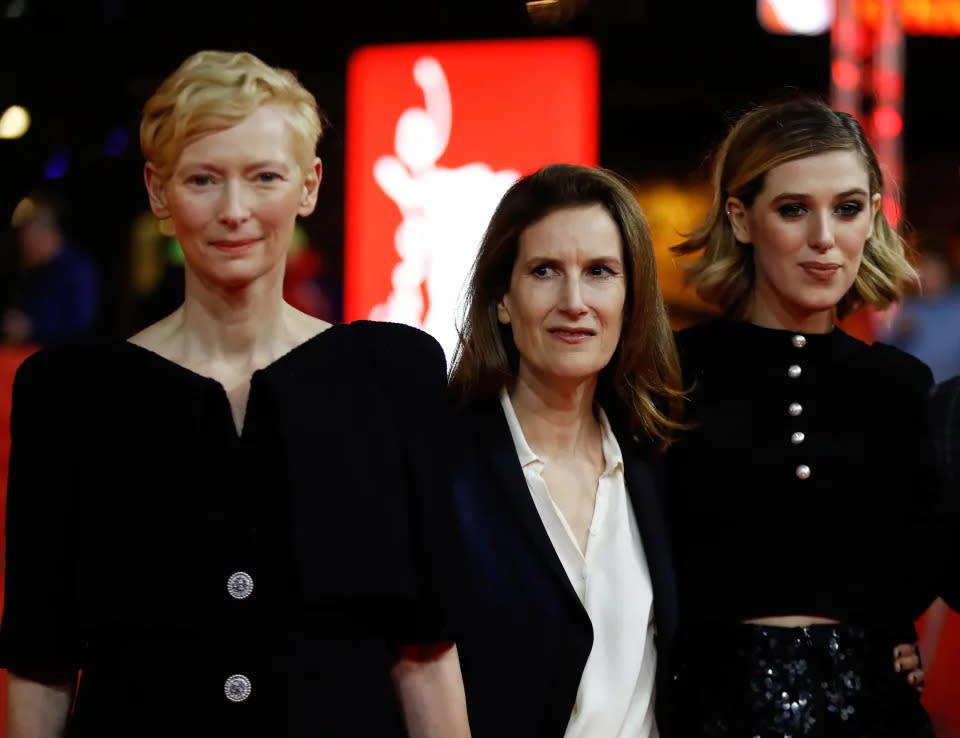 Tilda Swinton mit Joanna Hogg und Honor Swinton Byrne bei der 69. Berlinale. (AFP via Getty Images)