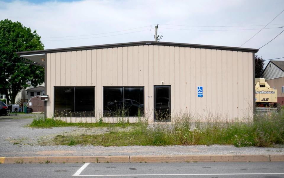 A Domino’s is planned at 422 N. Front St. in Philipsburg.