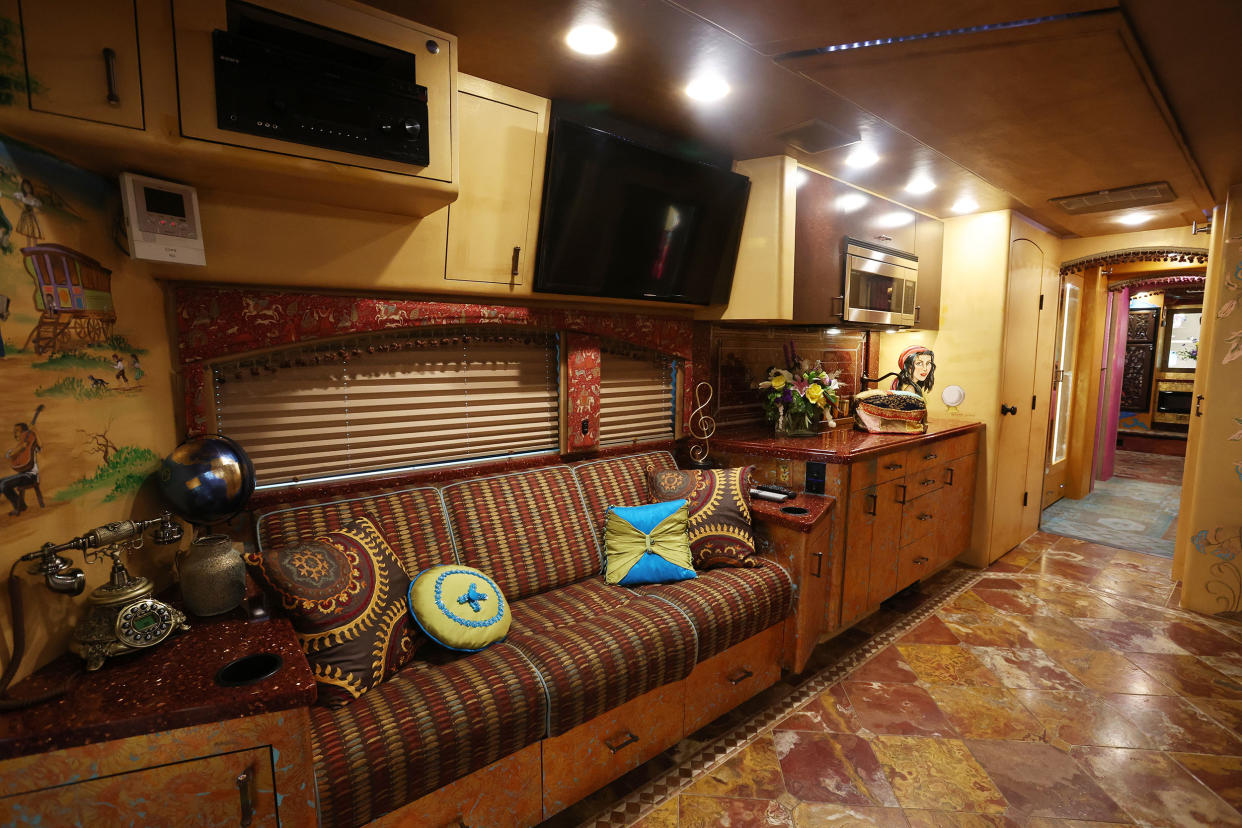 Sitting room in Dolly's tour bus. (Curtis Hilbun / The Dollywood Company)