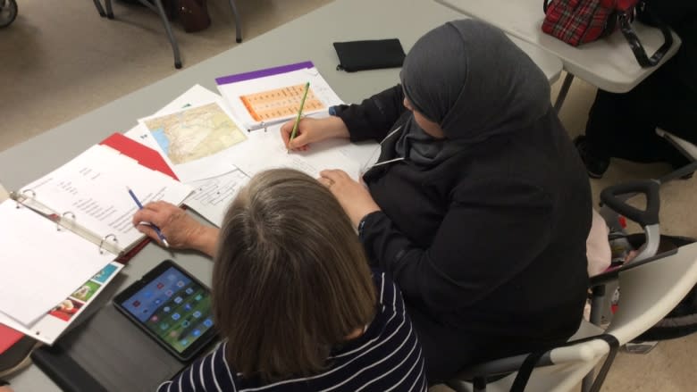 'Women helping women': Volunteers offer childcare, tutoring to Syrian mothers