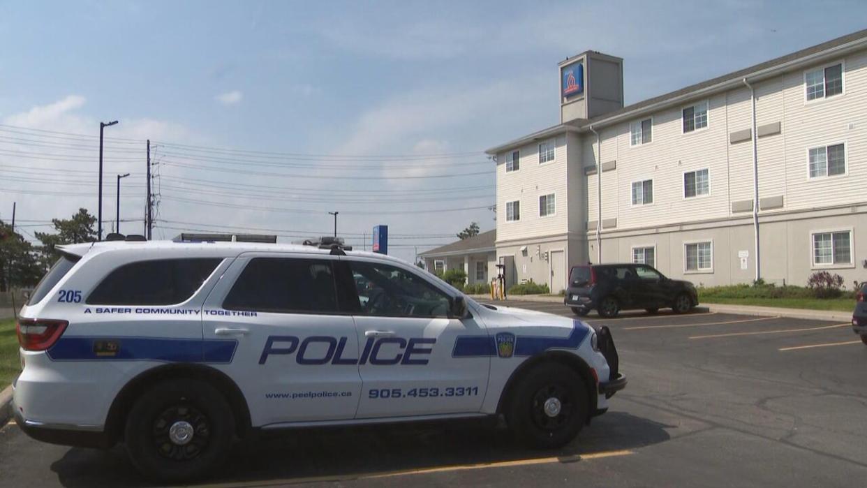 A woman was found dead at a Mississauga hotel after being stabbed on Monday morning, police say.  (Christopher Langenzarde/CBC - image credit)