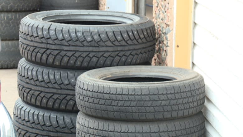 P.E.I. to use shredded tires as drainage on wet, unpaved roads