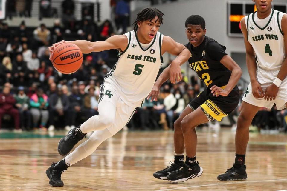 Darius Acuff Jr., a Kentucky recruit who plays at IMG Academy in Florida, will be one of several top college prospects at the Hoophall Classic this weekend.