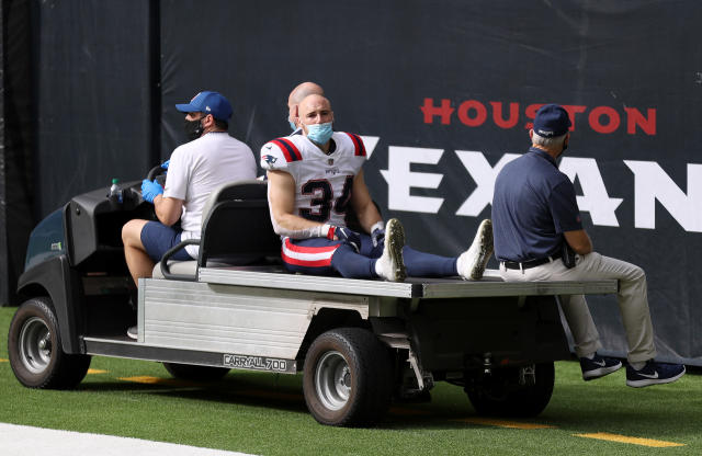 Patriots RB Rex Burkhead knocked out of Texans game with knee injury