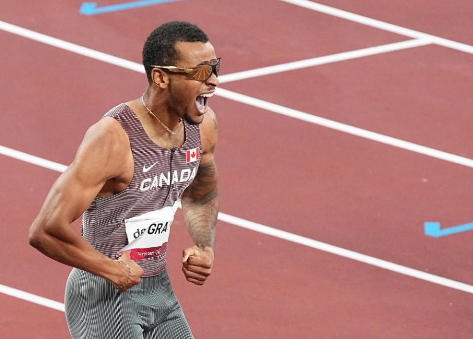 Andre De Grasse wins the men’s 200m.