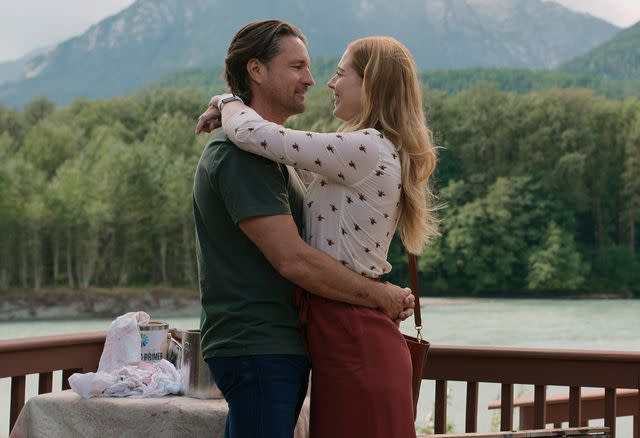 Courtesy Of Netflix Martin Henderson and Alexandra Breckenridge on 'Virgin River'