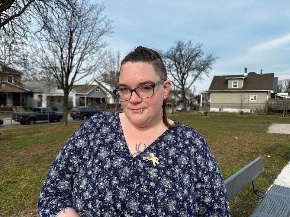Jenna Beattie's 15-yaer-old son was robbed after being chased down and threatened with a knife.
