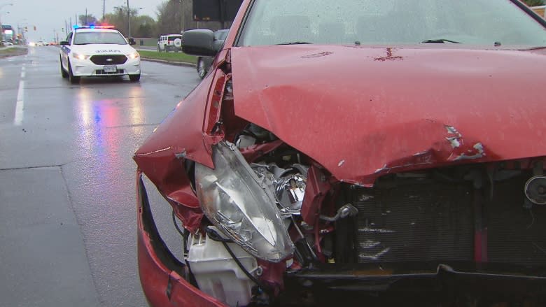 Toronto looking to crack down on towing kickbacks, as industry calls for higher fees