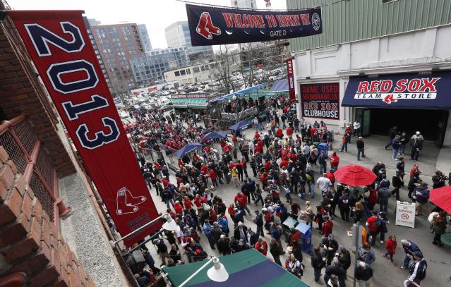 fenway-park-red-sox-team-store