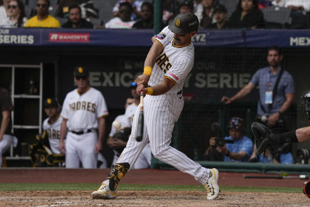 Padres rally for two-game Mexican sweep, beat Giants 6-4 - NBC Sports