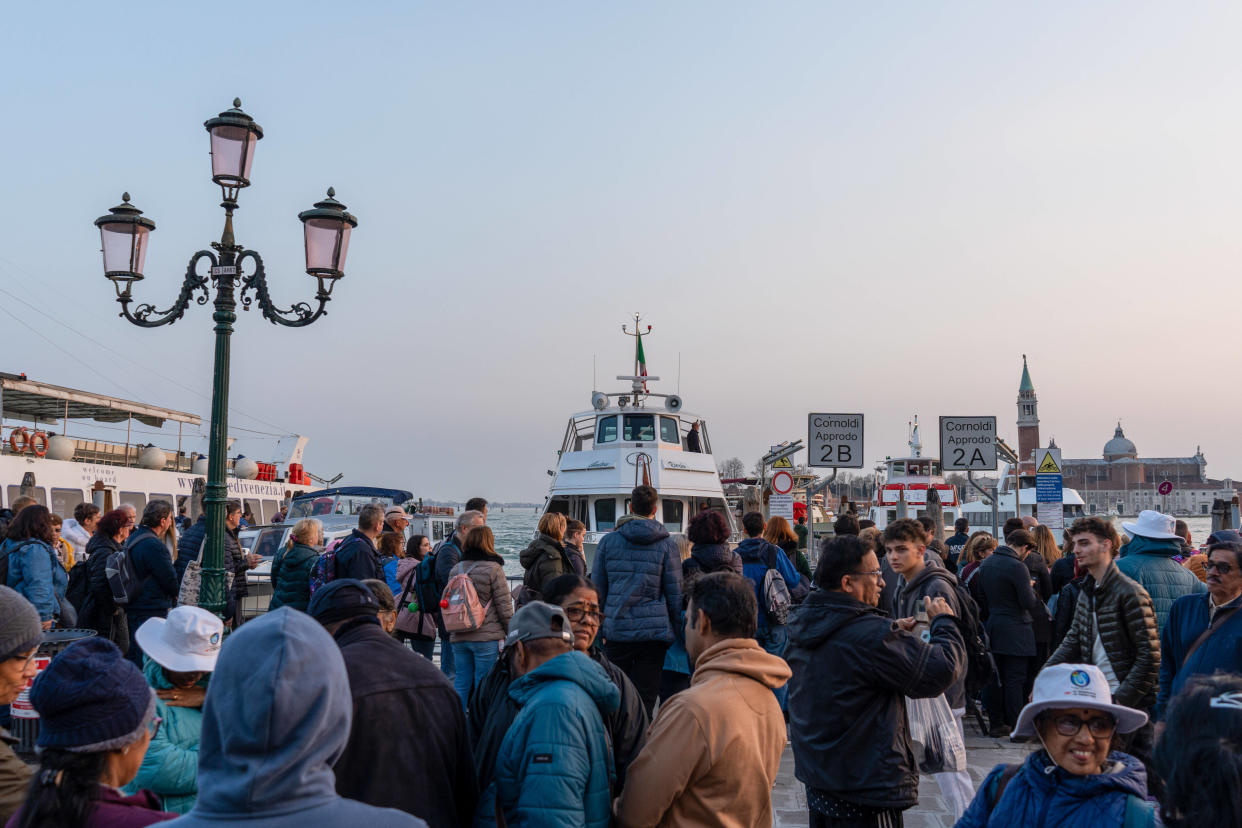 La ville de Venise en Italie souhaite endiguer le surtourisme avec son billet payant.