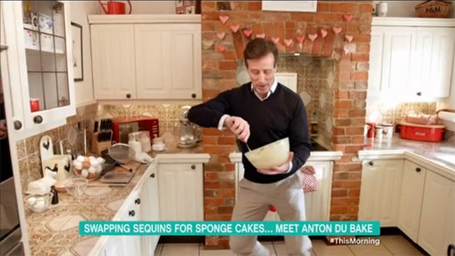 anton-du-beke-kitchen-this-morning