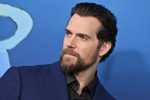 Henry Cavill speaks for the first time about his Superman return! 