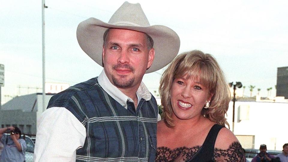 11MAR97: Country singer GARTH BROOKS & wife SANDY at the Blockbu, 12 of the Most Expensive Celebrity Divorces to Rock Hollywood