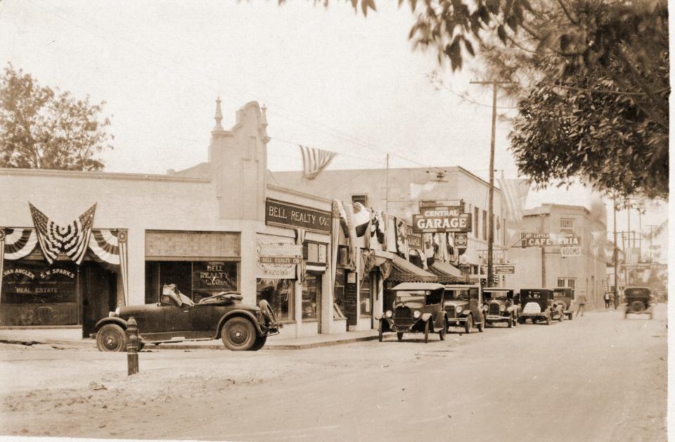 The Krueger Building opened in 1925 and was the largest building in Stuart at that time. Located west of the railroad tracks, it encompassed an entire city block.