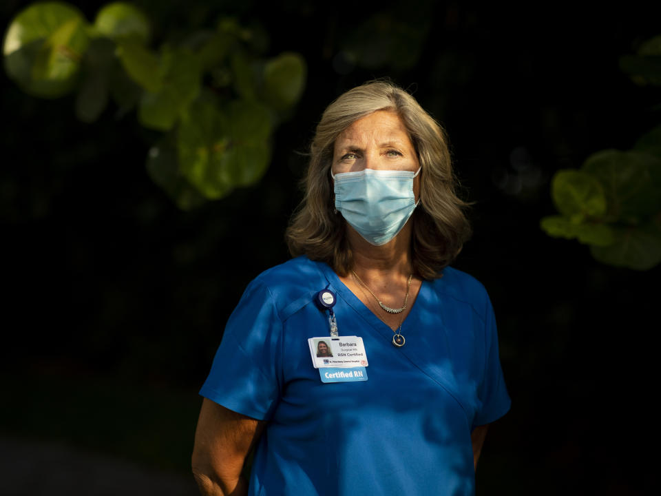 Barbara Murray, enfermera de cirugía postoperatoria del Hospital General de San Petersburgo, en Redington Shores, Florida, el 7 de julio de 2020. (Tailyr Irvine/The New York Times)