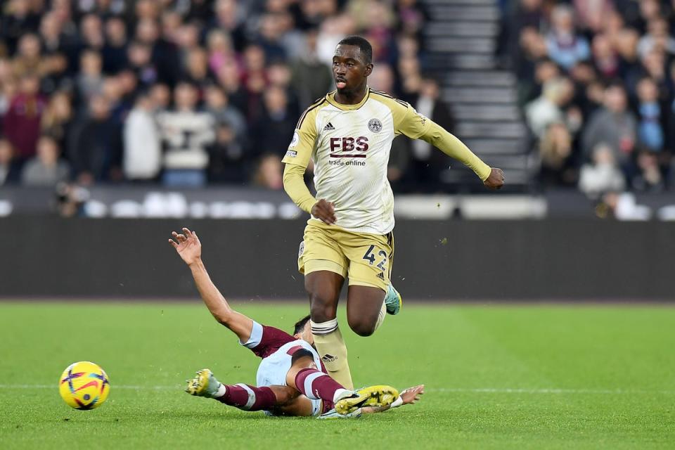 Lucas Paqueta fouls Boubakary Soumare of Leicester (Getty Images)