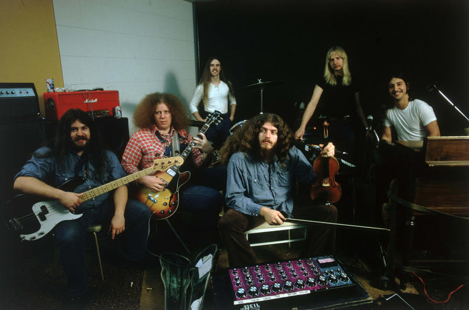 Dave Hope, Richard Williams, Phil Ehart, Robby Steinhardt, Kerry Livgren, Steve Walsh of Kansas