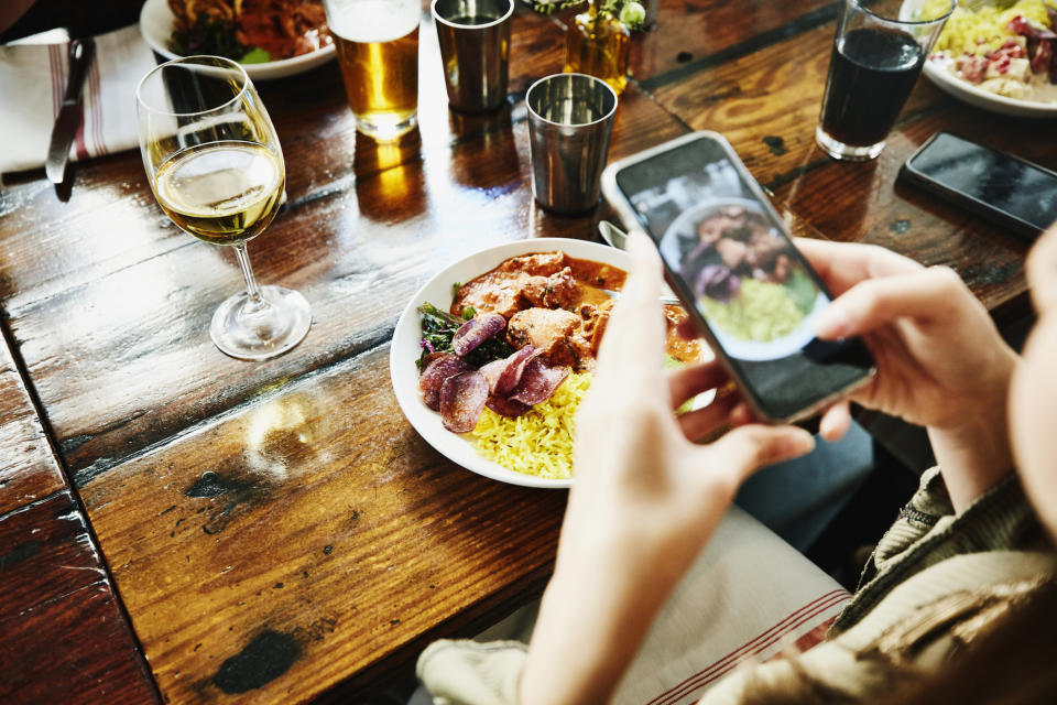 Weil ihr das Restaurant keinen "Influencer-Rabatt" gewährte, war eine Kundin ganz schön sauer. (Symbolbild: Getty Images)