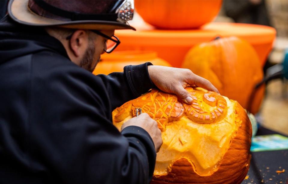 Jack O' Lanterns Unleashed will return to Mason this year.