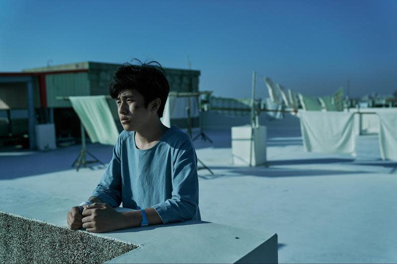 入圍金馬最佳男配角的韓國演員金玄彬未經過試鏡，但準備毫不馬虎，片中天台上的戲更被視為得獎場。（CatchPlay提供）