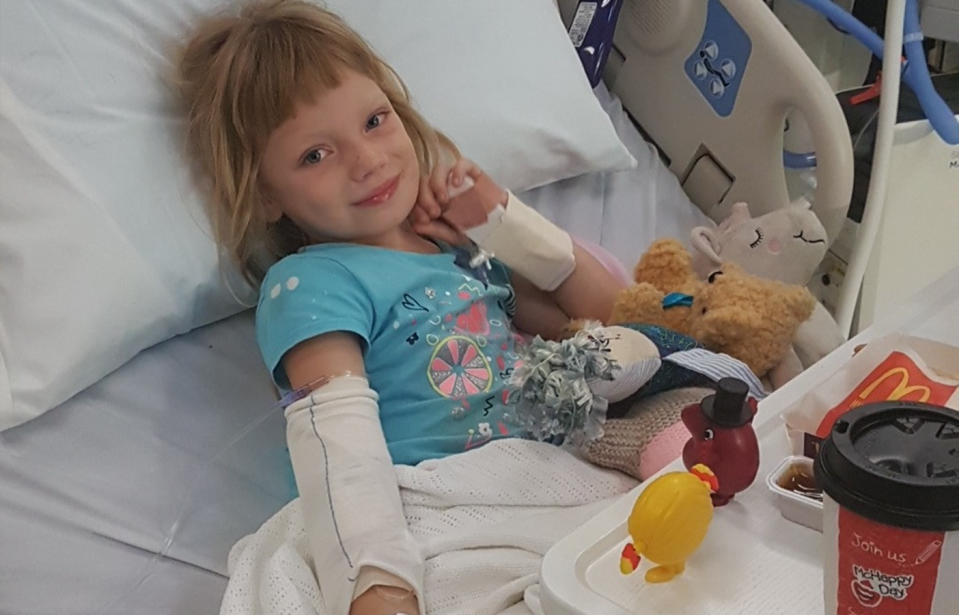 Hunter Spindler was diagnosed with T-cell leukaemia after a lump on her jaw continued to grow and cause her pain. Source: GoFundMe/Lee Spindler