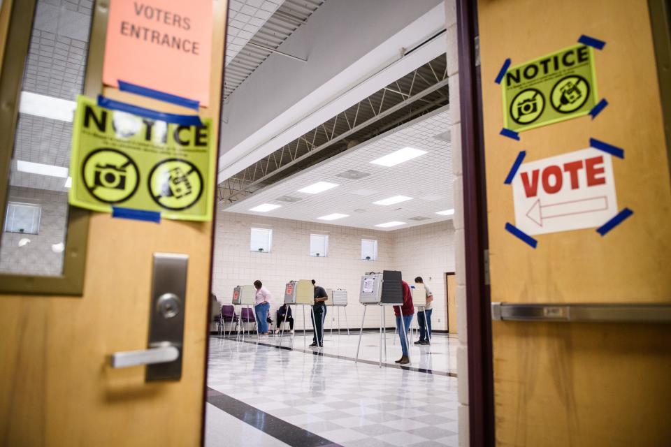 Voters cast their votes at the Cliffdale Recreation Center on Tuesday, Nov. 8, 2022. More than 40 candidates have filed for the 26 races in 2023 in Cumberland County as of Friday afternoon.