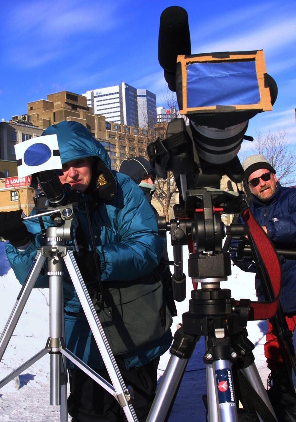 Christmas Day partial solar eclipse in Montreal in 2000