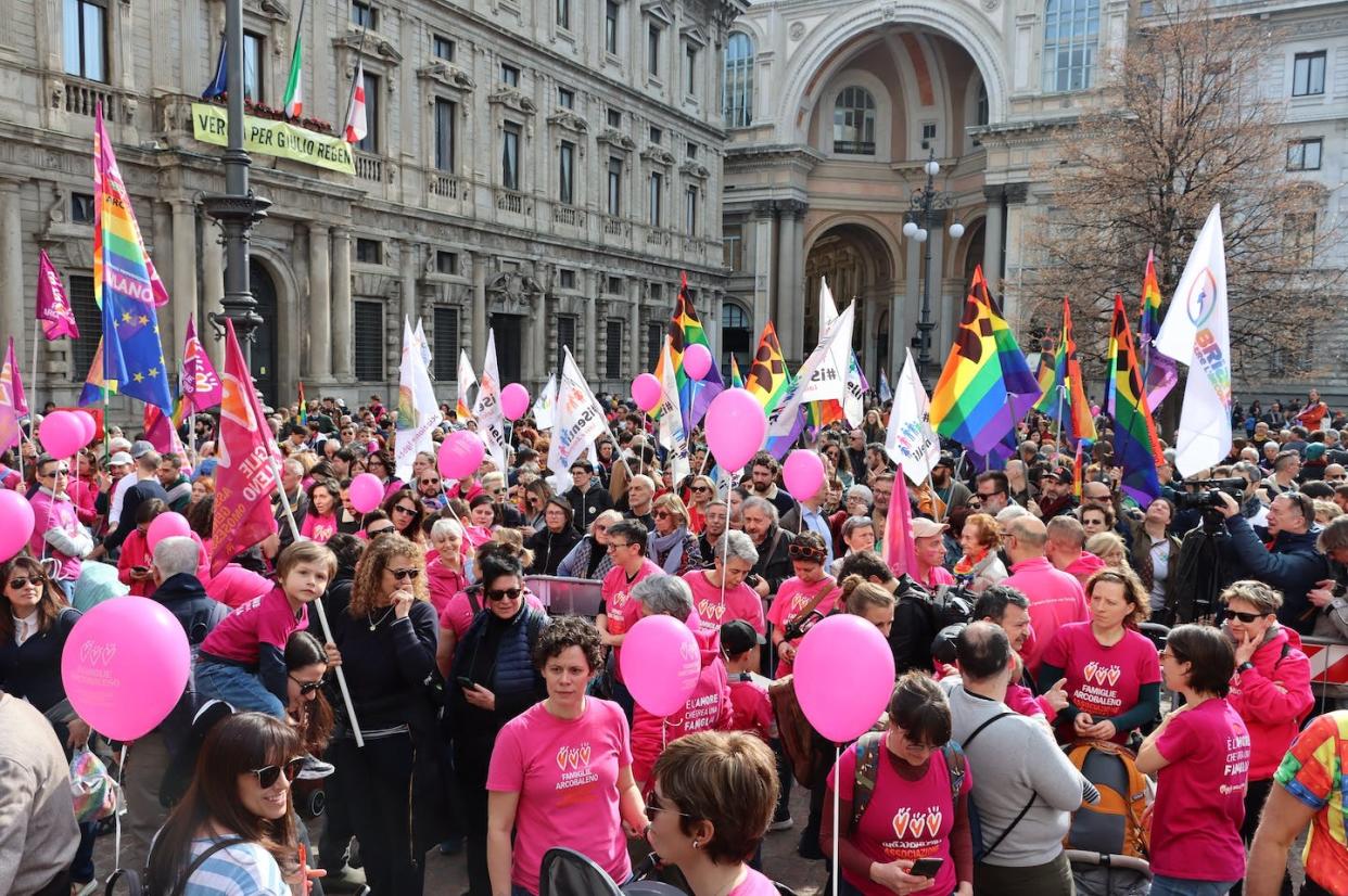 Demonstration in Piazza Della Scala, in Milan (Italy) for the rights of children of same-sex parent couples. <a href="https://www.shutterstock.com/es/image-photo/milano-lombardy-italy-march-18-2023-2276836109" rel="nofollow noopener" target="_blank" data-ylk="slk:Shutterstock/Federico Fermeglia;elm:context_link;itc:0;sec:content-canvas" class="link ">Shutterstock/Federico Fermeglia</a>