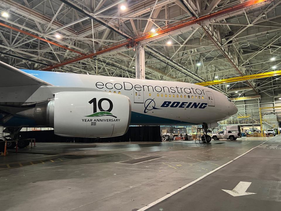 Boeing 2022 777-200ER ecoDemonstrator.