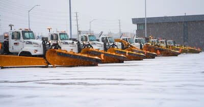 407 ETR's winter operations fleet vehicles (CNW Group/407 International Inc.)