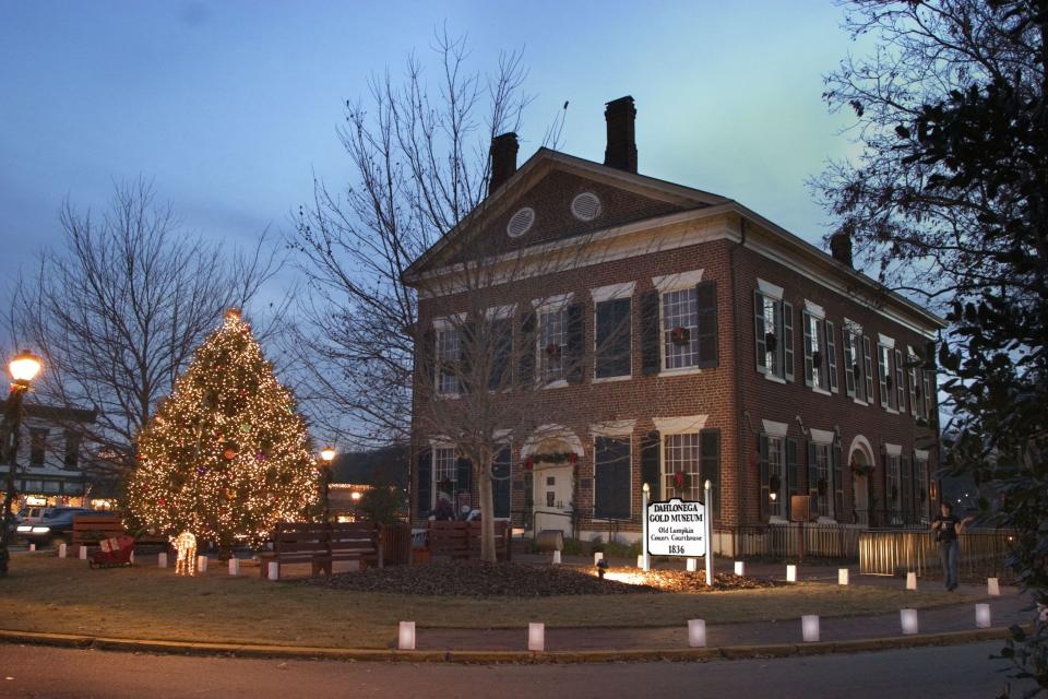 With its 1800s storefronts and great restaurants, Dahlonega is beautiful any time of the year but really sparkles during the Holiday Season. Bedecked in thousands of twinkling lights, a show-stopping two-story Christmas tree on the square and the annual Festival of Trees with brightly decorated Christmas trees on display outside in Hancock Park, the town looks and feels like a holiday wonderland.